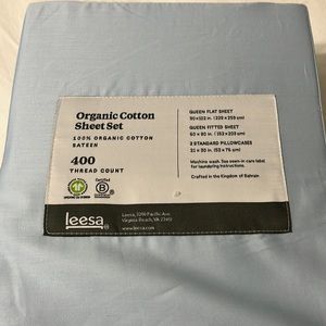 New queen-size sheet set